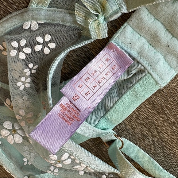 5/$20 Savage X Fenty Floral Sheer Bra 38D - Picture 5 of 7